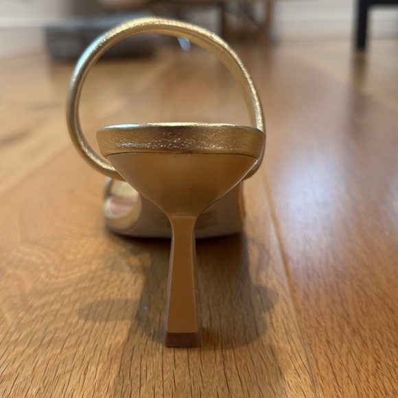 Steve Madden Joy Slide. Worn once. Some wear on sole; in good condition. - Picture 4 of 7